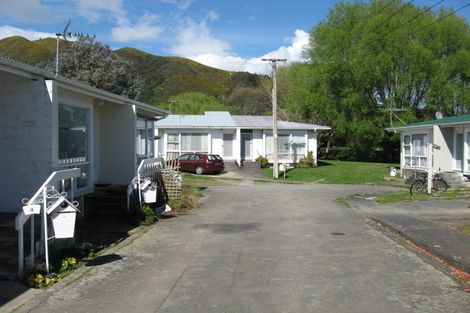 Photo of property in 2/34 Rossiter Avenue, Waterloo, Lower Hutt, 5011