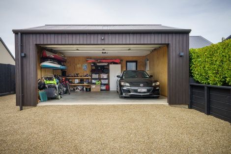 Photo of property in 3 Courthill Lane, Wanaka, 9305