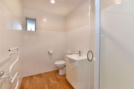Photo of property in 37 Gledstane Road, Stanmore Bay, Whangaparaoa, 0932