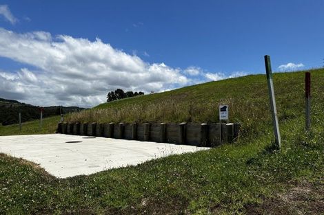 Photo of property in 8 Aquarius Lane, Langs Beach, 0582