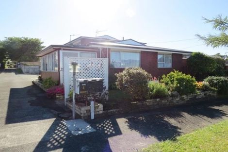 Photo of property in 4a Price Street, Westown, New Plymouth, 4310
