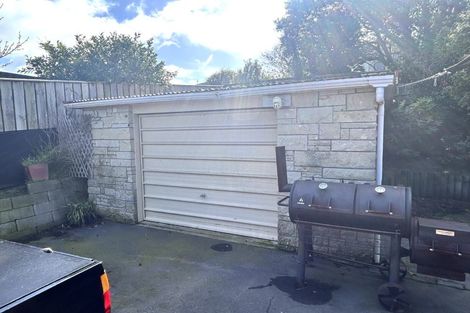 Photo of property in 32 Weggery Drive, Waikanae Beach, Waikanae, 5036