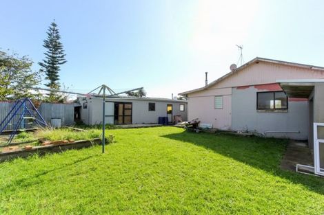 Photo of property in 147 Cracroft Street, Waitara, 4320