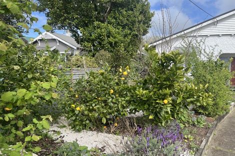 Photo of property in 241 High Street, Eltham, 4322