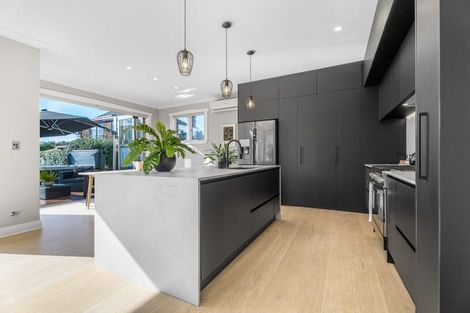 Photo of property in 83 Shackleton Road, Mount Eden, Auckland, 1024