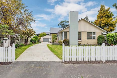 Photo of property in 9 Soleares Avenue, Mount Pleasant, Christchurch, 8081