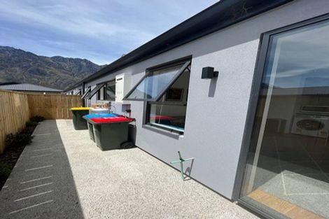 Photo of property in 9 Collie Road, Jacks Point, 9371