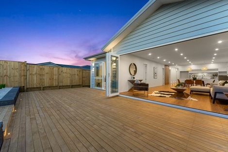 Photo of property in 113 Mutetai Road, Clarks Beach, 2122