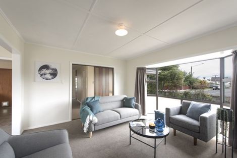 Photo of property in 25 Titoki Street, Castlecliff, Whanganui, 4501