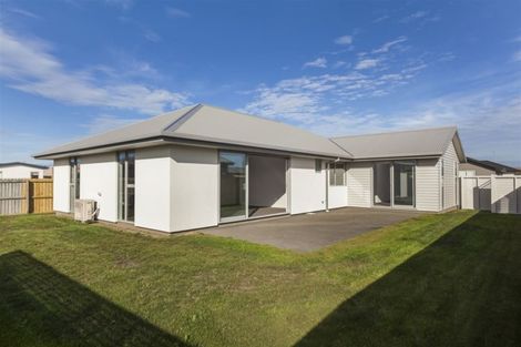 Photo of property in 6 Kingsbridge West, Burwood, Christchurch, 8083