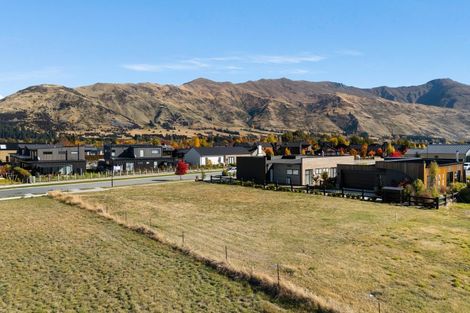 Photo of property in 23 Deans Drive, Wanaka, 9305