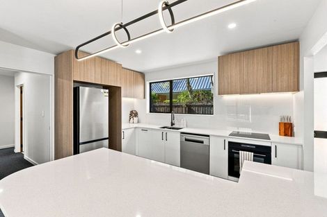 Photo of property in 18 Briarmont Street, Avondale, Christchurch, 8061