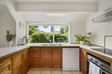 Photo of property in 13b Rodney Road, Northcote Point, Auckland, 0627
