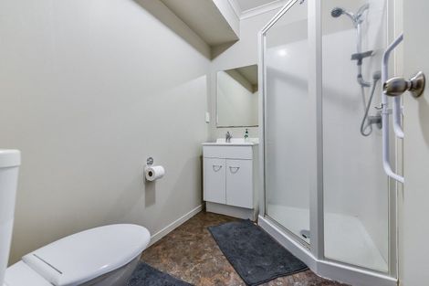 Photo of property in 5a Snead Place, Hamilton East, Hamilton, 3216