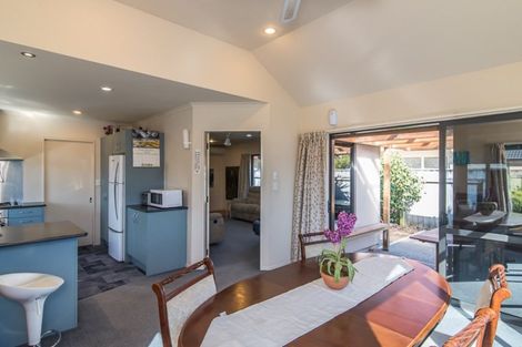 Photo of property in 94 Weggery Drive, Waikanae Beach, Waikanae, 5036