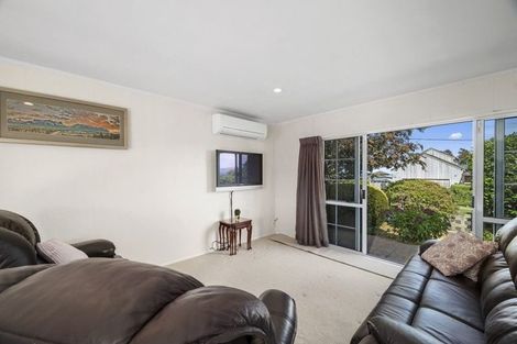 Photo of property in 2/76 Rokino Road, Hilltop, Taupo, 3330