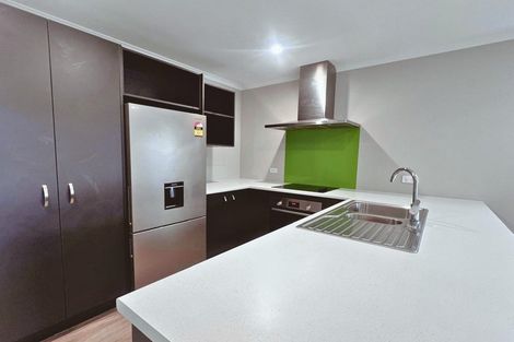 Photo of property in 16 Koru Loop, Paraparaumu, 5032