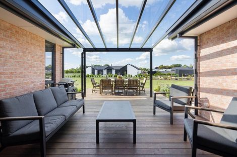 Photo of property in 39 Sunline Drive, Leamington, Cambridge, 3432