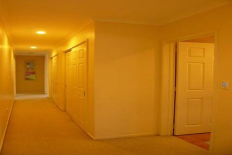 Photo of property in 7 Johnsfield Place, Rototuna, Hamilton, 3210