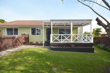 Photo of property in 19b Leven Lane, Totara Heights, Auckland, 2105
