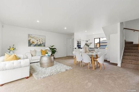 Photo of property in 5/1 Melview Place, New Lynn, Auckland, 0600