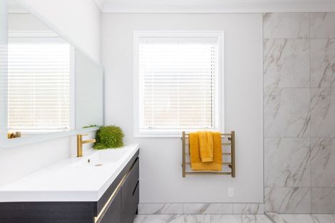 Photo of property in 1 Ridgeway Terrace, Taradale, Napier, 4112