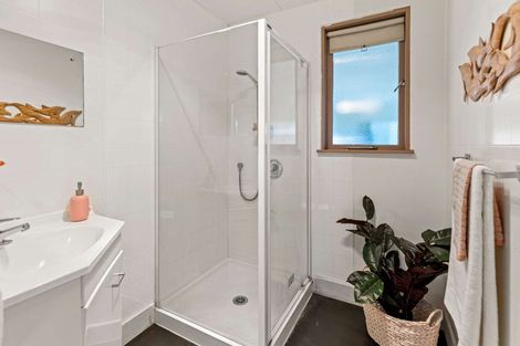 Photo of property in 15a Cumbrae Place, Aramoho, Whanganui, 4500