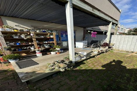 Photo of property in Lakeview Terrace, 19/14 Ambrico Place, New Lynn, Auckland, 0600