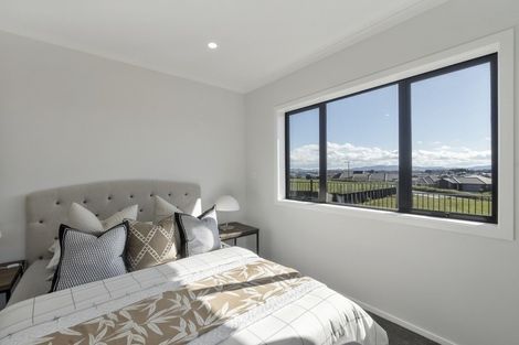 Photo of property in 24 Drower Glen, Flagstaff, Hamilton, 3210