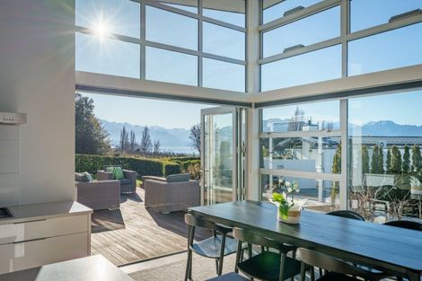 Photo of property in 19a Sunrise Bay Drive, Wanaka, 9305