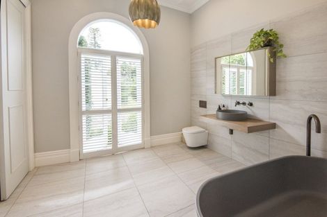 Photo of property in 15 Jubilee Avenue, Devonport, Auckland, 0624