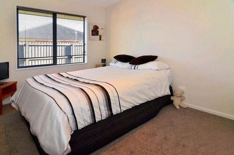 Photo of property in 42 Somerville Crescent, Aidanfield, Christchurch, 8025