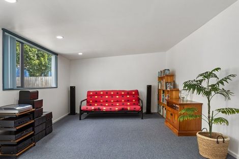 Photo of property in 1 Olivea Place, Oxford, 7430