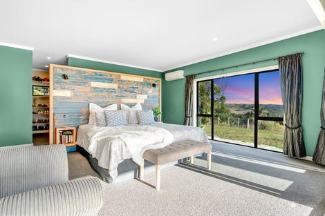 Photo of property in 123 Taiapa Valley Road, Muriwai, Waimauku, 0881