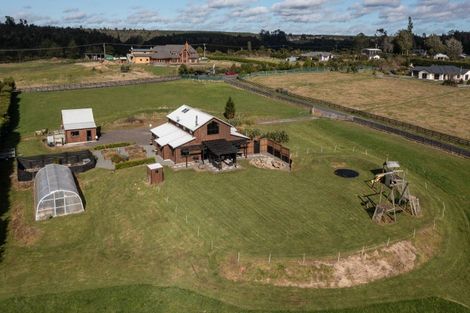 Photo of property in 17 Sarona Park Drive, Omanawa, Tauranga, 3171