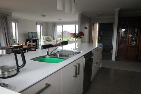 Photo of property in 12 Pine Crest Drive, Richmond, 7020