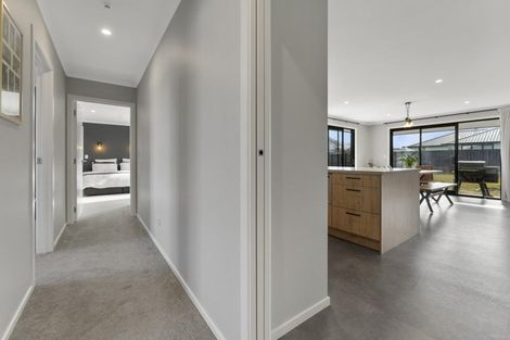 Photo of property in 14 Dingle Street, Lake Hawea, Wanaka, 9382