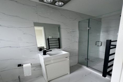 Photo of property in 10/5 Hikurangi Street, Te Atatu Peninsula, Auckland, 0610