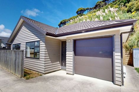 Photo of property in 27 Moonsail Drive, Whitby, Porirua, 5024