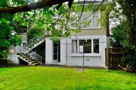Photo of property in 3 Trinidad Road, Sunnynook, Auckland, 0620