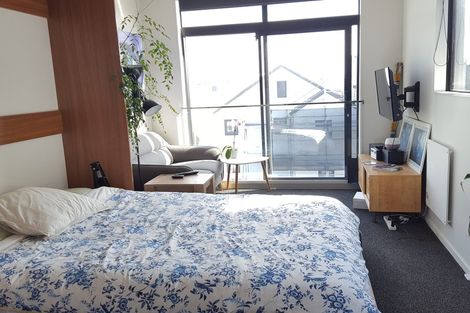 Photo of property in 3a Luxton Place, Mount Pleasant, Christchurch, 8081