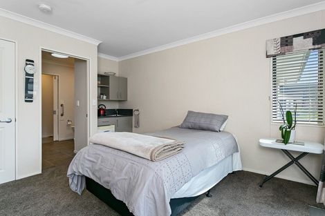 Photo of property in 6 Brancaster Place, Cambridge, 3434