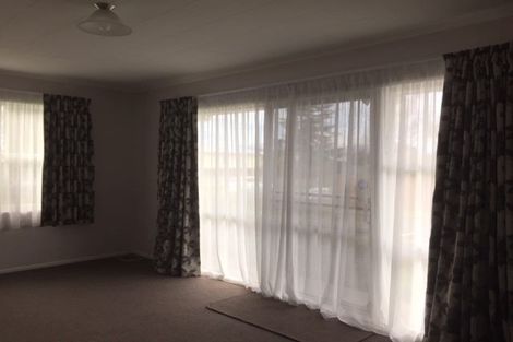Photo of property in 39 Bristol Street, Tamatea, Napier, 4112
