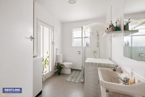 Photo of property in 33a Ngatai Road, Otumoetai, Tauranga, 3110