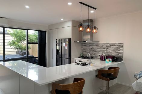 Photo of property in 12 Rere Close, Takanini, 2112