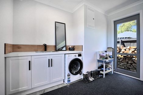 Photo of property in 8 Kelburn Place, Tinwald, Ashburton, 7700