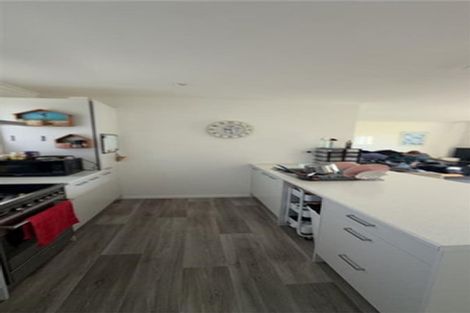 Photo of property in 99 Orchard West Road, Ngatea, 3503