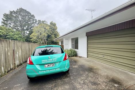 Photo of property in 2/5 Teviot Place, Totara Vale, Auckland, 0629