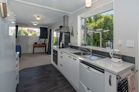 Photo of property in 41 Burness Road, Jervoistown, Napier, 4112