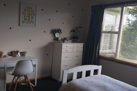 Photo of property in 2/58 Birdwood Avenue, Beckenham, Christchurch, 8023